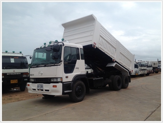 ขายค่ะ HINO PROFIA เครื่อง P11C 320 แรงรถเสร็จแล้วเรียบร้อย พร้อมทะเบียนเลยค่ะ ขายค่ะ HINO PROFIA เครื่อง P11C 320 แรงรถเสร็จแล้วเรียบร้อย พร้อมทะเบียนเลยค่ะ