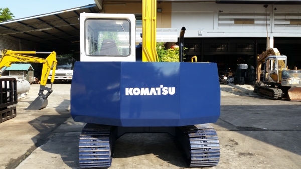 รถขุด KOMATSU รุ่น PC60-6- นำเข้าจากญี่ปุ่น รถขุด KOMATSU รุ่น PC60-6- นำเข้าจากญี่ปุ่น