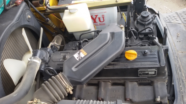 ขายครับ Komatsu FD25T-16 ฟอร์คลิฟท์มือสองคุณภาพดีจากญี่ปุ่น มี 2คัน สนใจติดต่อ น๊อค 098-246-3778 ขายครับ Komatsu FD25T-16 ฟอร์คลิฟท์มือสองคุณภาพดีจากญี่ปุ่น มี 2คัน สนใจติดต่อ น๊อค 098-246-3778