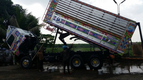 ขายรถบรรทุก