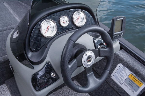 เรืออลูมิเนียมTRACKER&reg; Super Guide&trade; V-16 SC เรือเข้ามาแล้วไม่ต้องรอ