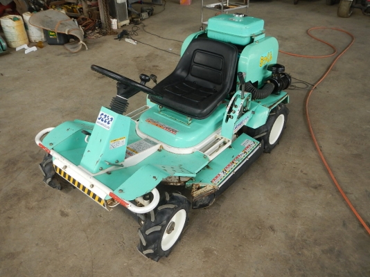 ขายรถตัดหญ้า SATO SRM831VH 13H.P พร้อมใช้งาน ขายรถตัดหญ้า SATO SRM831VH 13H.P พร้อมใช้งาน