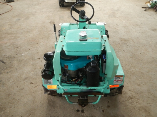 ขายรถตัดหญ้า SATO SRM831VH 13H.P พร้อมใช้งาน ขายรถตัดหญ้า SATO SRM831VH 13H.P พร้อมใช้งาน