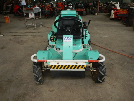 ขายรถตัดหญ้า SATO SRM831VH 13H.P พร้อมใช้งาน ขายรถตัดหญ้า SATO SRM831VH 13H.P พร้อมใช้งาน