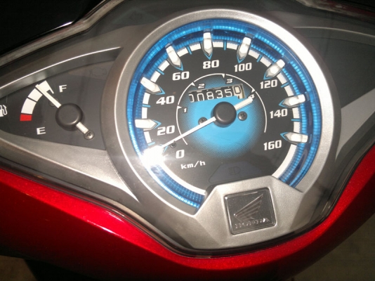 wave 125i สตาร์ทมือ หัวฉีดปี 55 ออกมา24 วัน 45000 บาท