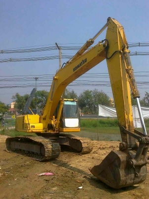เจ้าของฝากขาย Komutsu PC200-6 สภาพ 90\% อินวอย โทร 088-4501277
