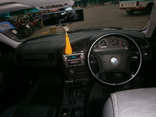 ขาย BMW รุ่น 318i