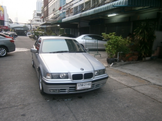 ขาย BMW รุ่น 318i