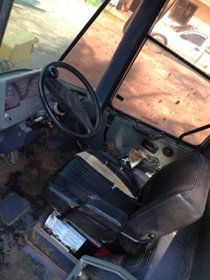 รถตักล้อยางKOMATSU WA80-3เอวอ่อนมีเก๋งแอร์เย็นต่อแขนแล้ว รถตักล้อยางKOMATSU WA80-3เอวอ่อนมีเก๋งแอร์เย็นต่อแขนแล้ว