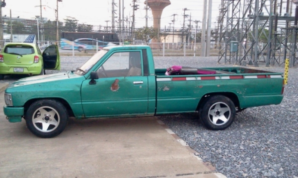 ขาย hero เบนซิล 1y ทะเบียนเต็ม มีผุในตัวรถ แชสซีดี