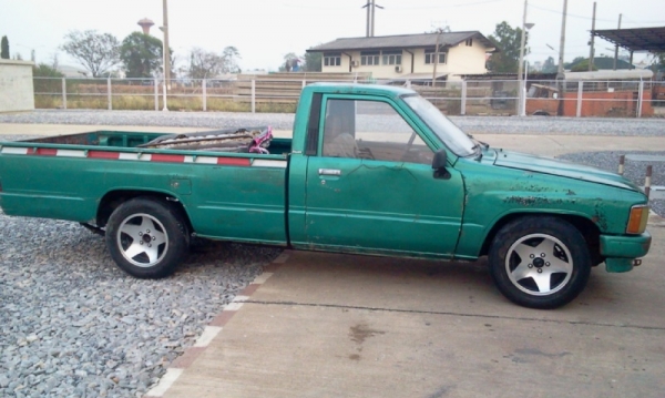 ขาย hero เบนซิล 1y ทะเบียนเต็ม มีผุในตัวรถ แชสซีดี