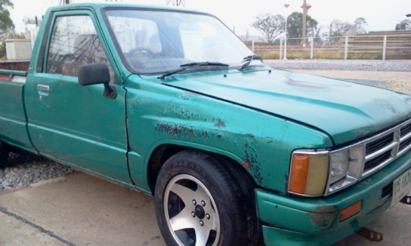 ขาย hero เบนซิล 1y ทะเบียนเต็ม มีผุในตัวรถ แชสซีดี