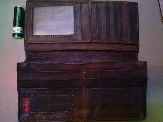 กระเป๋าสตางค์