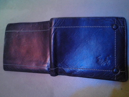 กระเป๋าสตางค์