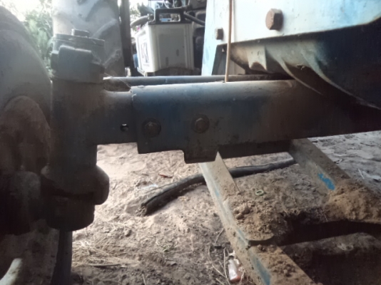 ขายรถไถฟอร์ด6600T5 สภาพสวยพร้อมใช้งานคับเอกสารใบอินวออย์