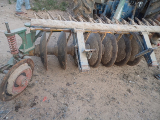 ขายรถไถฟอร์ด6600T5 สภาพสวยพร้อมใช้งานคับเอกสารใบอินวออย์