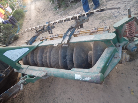 ขายรถไถฟอร์ด6600T5 สภาพสวยพร้อมใช้งานคับเอกสารใบอินวออย์