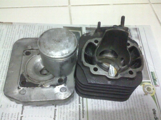 ขายเสื้อสูบตั้งป๊อบ+ฝา+ลูก ลูกวัดได้ 48 มิลลิเมตร