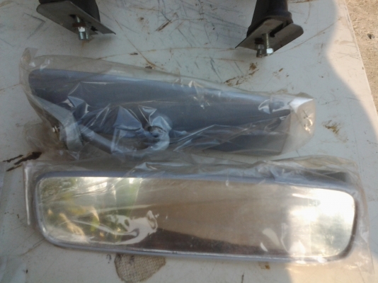 JOECLASSICขายกระจกติดแก้มของเดิมติดรฤดัสสันช้างเหยียบงานเก่าเก็บ....คู่ละ950..กระจกมองหลังอันละ..350.งานเก่าเก็บ..โลโก้ติดข้างแก้มดัสสันช้างเหยียบ..คู่ละ..600งานเก่าเก็บสนใจโทรสอบฤามได้เลย JOECLASSICขายกระจกติดแก้มของเดิมติดรฤดัสสันช้างเหยียบงานเก่าเก็บ....คู่ละ950..กระจกมองหลังอันละ..350.งานเก่าเก็บ..โลโก้ติดข้างแก้มดัสสันช้างเหยียบ..คู่ละ..600งานเก่าเก็บสนใจโทรสอบฤามได้เลย