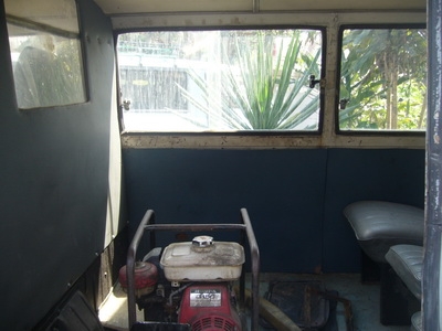 ขายรถตู้ Toyoya RH11 ประตูตู้กับข้าว ทะเบียนพร้อมโอน 50,000.-