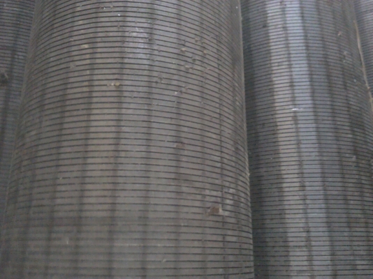 ท่อสแตนเสลไว้กรองชั้นของน้ำบาดาลมีความละเอียดและแข็งแรง