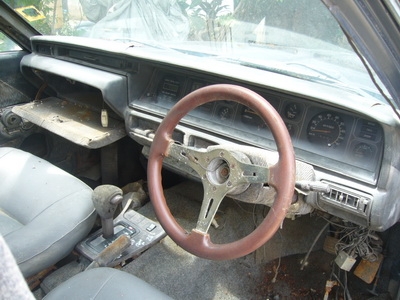 ขายเก๋ง Skyline C210 ทะเบียนพร้อมโอน