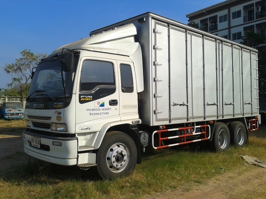 ขายรถบรรทุก10ล้อตู้บรรทุก