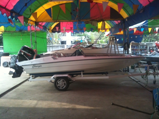 เรือไฟเบอร์พร้อมเครื่อง mercurry 75 แรง เรือไฟเบอร์พร้อมเครื่อง mercurry 75 แรง