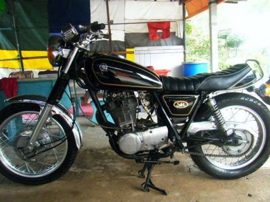 ขาย sr 400 ด่วนเลยคับ  75000