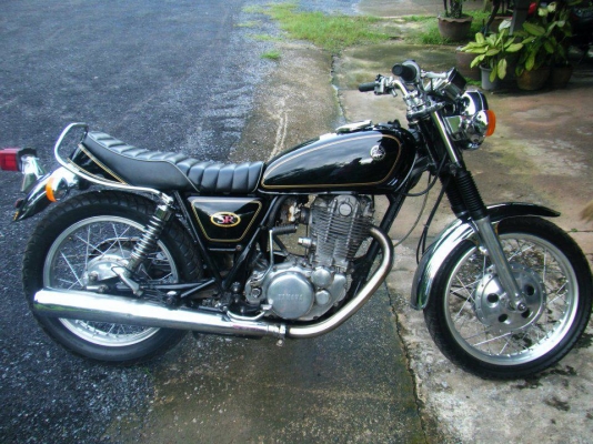 ขาย sr 400 ด่วนเลยคับ  75000