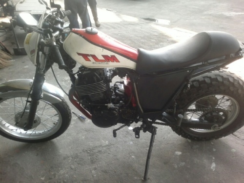 ขาย มอไซค์กลายพันธุ์ YAMAHA 400CC 35000