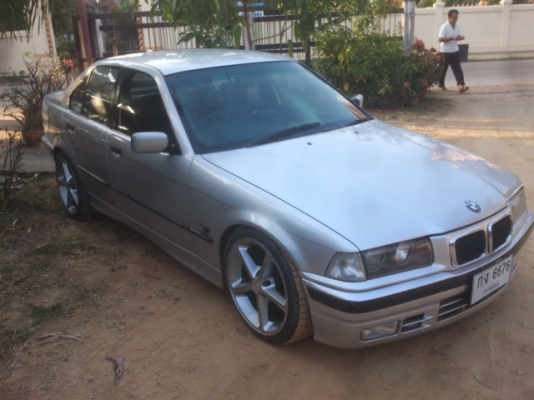 ขาย BMW 318 i  วาง J B0 VVTI แล้วแม็ก 18&quot; รถสวยมาก ของแต่งเยอะ(เจ้าของขายเองครับ)