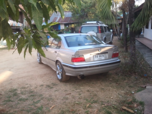 ขาย BMW 318 i  วาง J B0 VVTI แล้วแม็ก 18&quot; รถสวยมาก ของแต่งเยอะ(เจ้าของขายเองครับ)