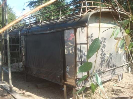 ขายหลังคา ยกลงจาก NPR 130 ยาว 4.3 เมตรครับ ขายหลังคา ยกลงจาก NPR 130 ยาว 4.3 เมตรครับ