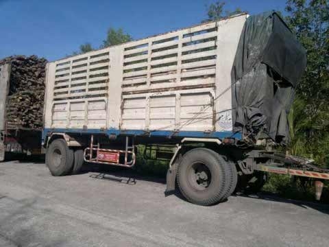 รถฮีโน่  10 ล้อ หลังถนน ( ไม่ดั๊ม )  260 แรงม้า  ปี 49   สนใจติดต่อ  081 - 6079515