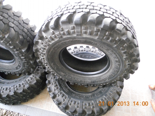 ยางตะขาบ SIMEX 36"x12.5"x16"