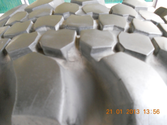 ยางตะขาบ SIMEX 36"x12.5"x16"