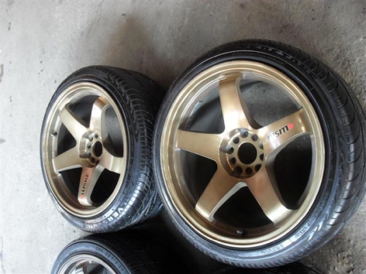 ขายหรือแลกล้อ nismo 18  9.5 4ล้อ+ยาง 19500