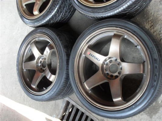 ขายหรือแลกล้อ nismo 18  9.5 4ล้อ+ยาง 19500