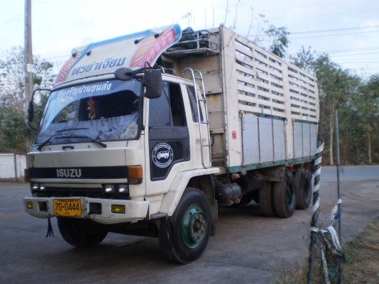 ขายสิบล้อ อีซูซุ ร็อกกี้ 195 แรง