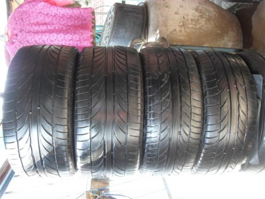 ขายยาง 235/40/18 กับ 265/35/18 1ชุด 6500