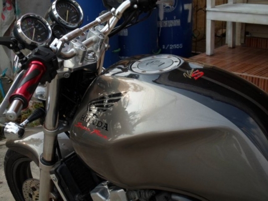 ขาย Honda CB400 ปี 94 อินวอยไมล์ 3 ลูก สภาพนางฟ้า ขาย Honda CB400 ปี 94 อินวอยไมล์ 3 ลูก สภาพนางฟ้า