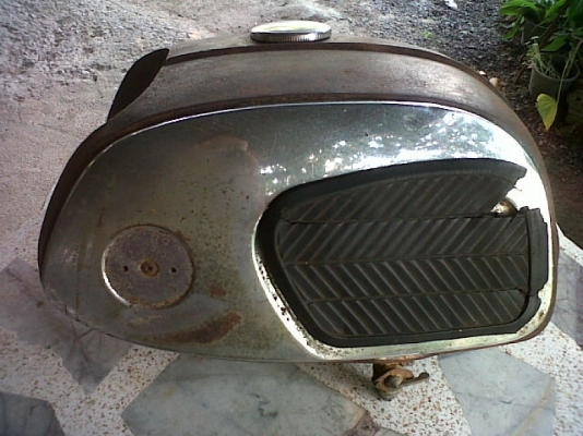 ขายถัง C92-95 สภาพดี ไม่ผุ มียาง มีฝา มีก็อกน้ำมันให้