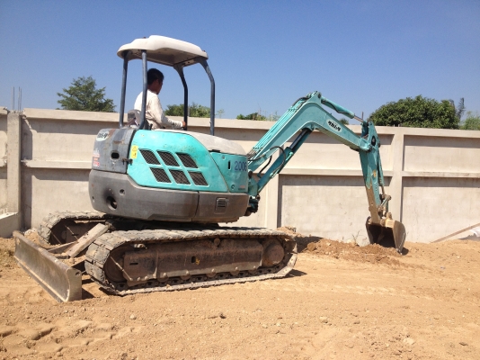 ขายด่วน ถูกๆ KOBELCO 40 SR ช่วงล่างสวยสุด แทร็คใหญ่ สภาพสวย คอนโทรลรุ่นใหม่ ขับง่ายมากๆ