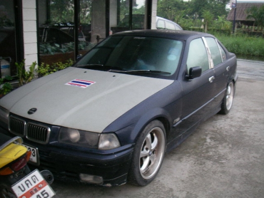 ขายด่วน ฺBMW318i ติดแก๊สหัวฉีด ยี้ห้อAC ถังโดนัด(ค่าติดตั้งแก๊สอย่างเดียว38000)