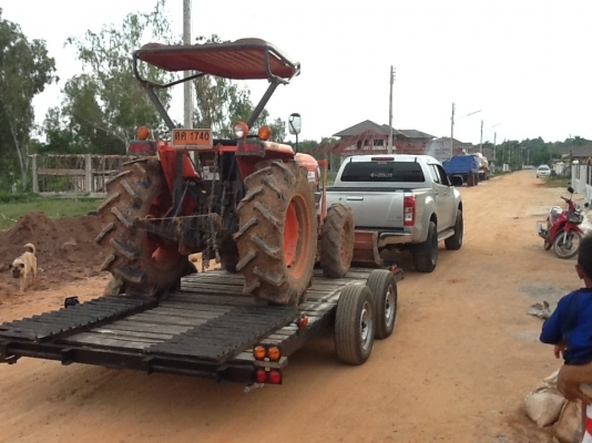 ขายแพลากท้ายรถพื้นไม้แดงแข็งมากๆๆ