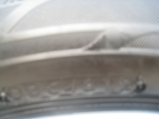 ขายกระทะล้อ mitsubishi mirage 14" 4รู 100+ยางธันวาคมปี 12+ฝาครอบ(081-3747940)