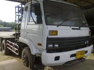 Nissan NCW430 หัวลาก วางเครื่อง Doosun 340 แรง แก๊ส CNG 8 ถัง