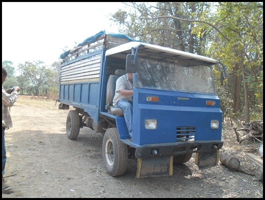 รถตุ๊กๆ ดั้ม วางเครื่อง 88 มีสโล