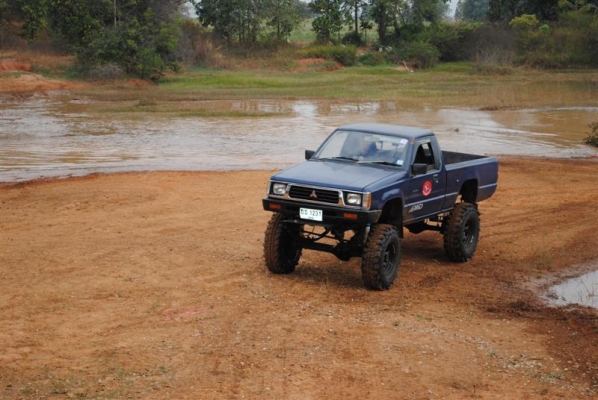 พรรคพวกชลบุรีมาลองขับเมื่อเช้า มัดจำแล้วครับ